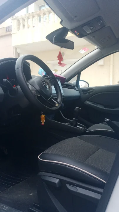 Renault Clio - Photo 2