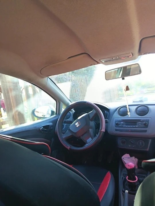 Seat Ibiza - Photo 7