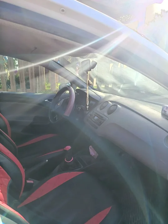 Seat Ibiza - Photo 3