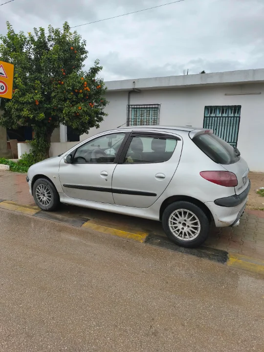 Peugeot 206 - Photo 2