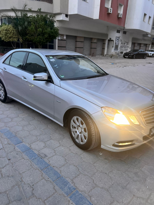 Mercedes Classe E - Photo 3
