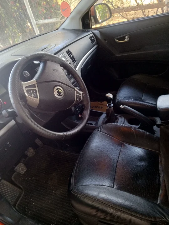 Ssangyong Korando - Photo 8