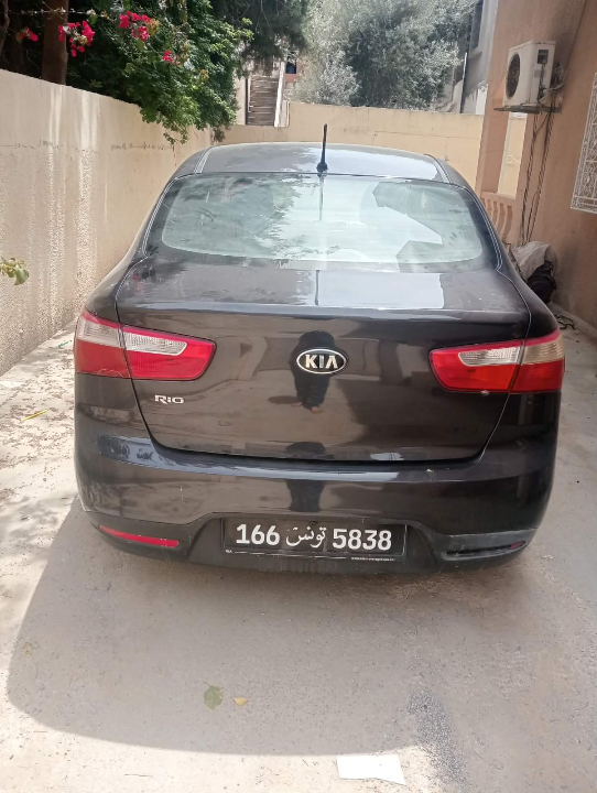 Kia RIO - Photo 2