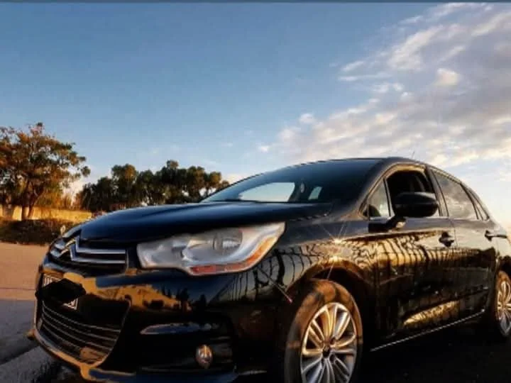 Citroen C4 - Photo 3
