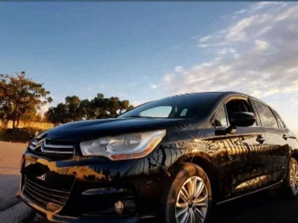 Citroën C4. Année fin 2015 Tu 182
