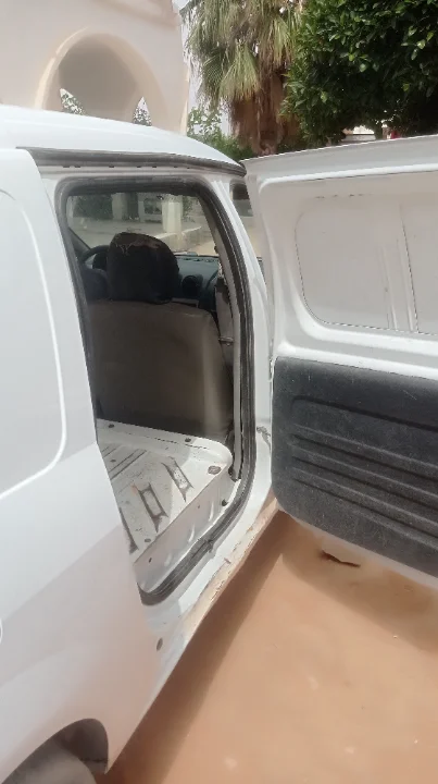 Dacia LOGAN - Photo 8