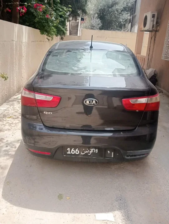Kia RIO - Photo 2