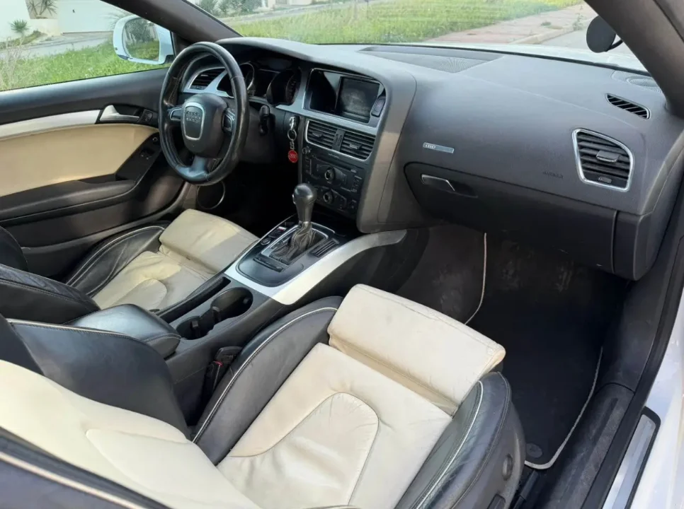 Audi A5 SPORTBACK - Photo 2