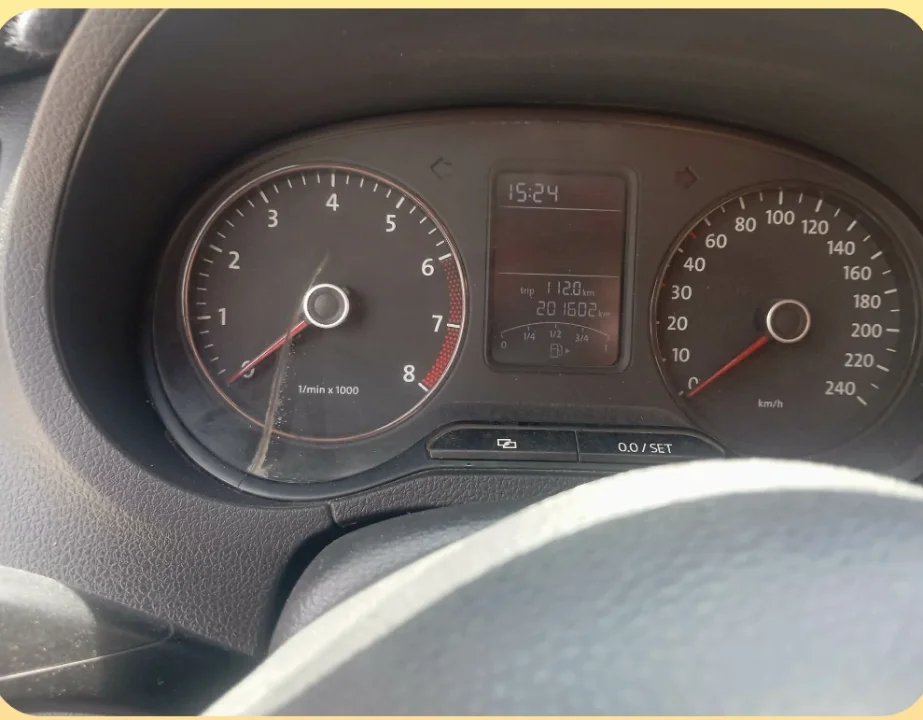 Volkswagen Polo - Photo 2