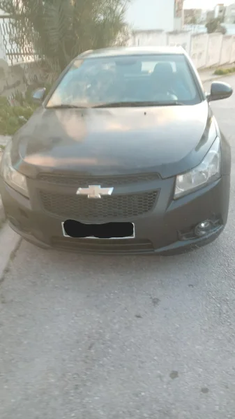 Chevrolet Cruze LS 2012 – Très bon état 