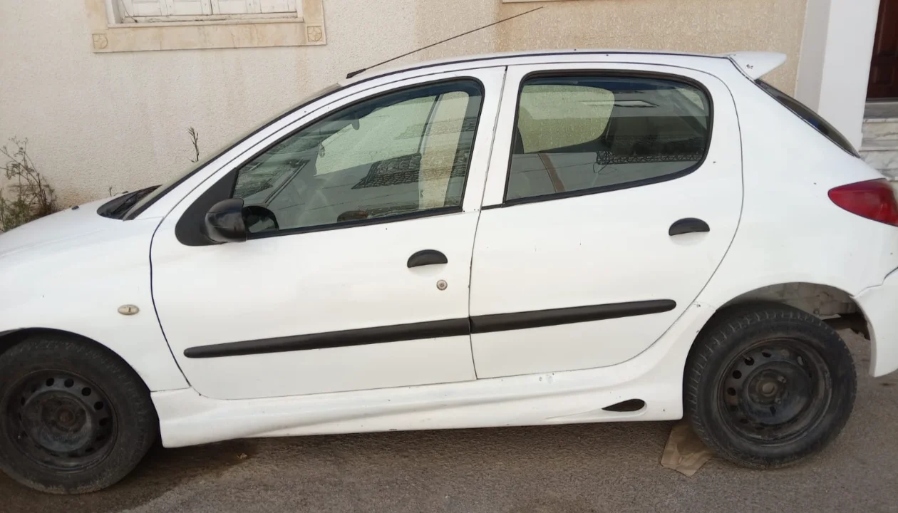 Peugeot 206 - Photo 3