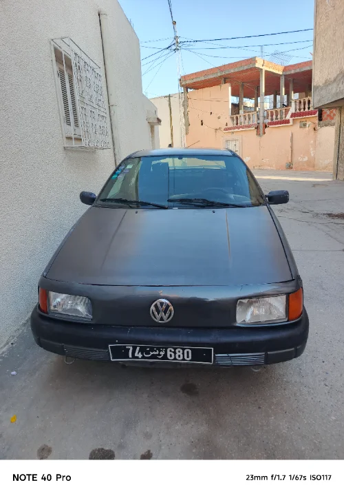 Volkswagen Passat 1990