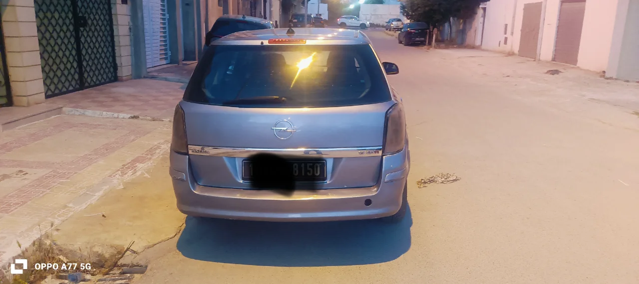 Opel Astra - Photo 4