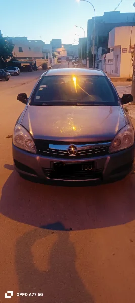 Opel Astra h Break 1.9 - 275 000 km - Diesel