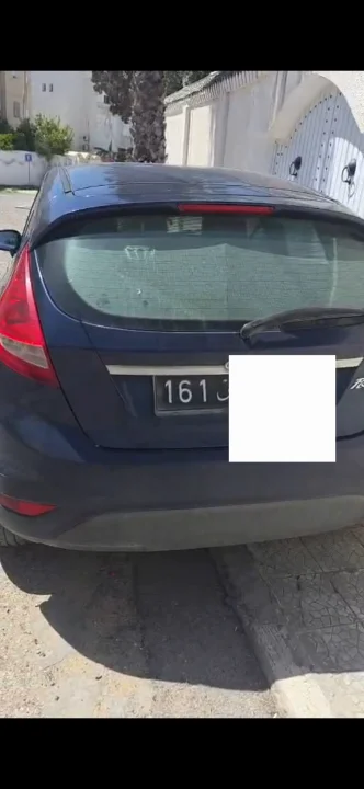 Ford FIESTA - Photo 2