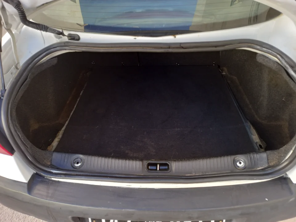 Renault Megane - Photo 10