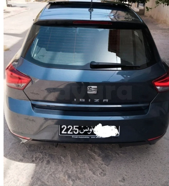 Seat Ibiza - Photo 2