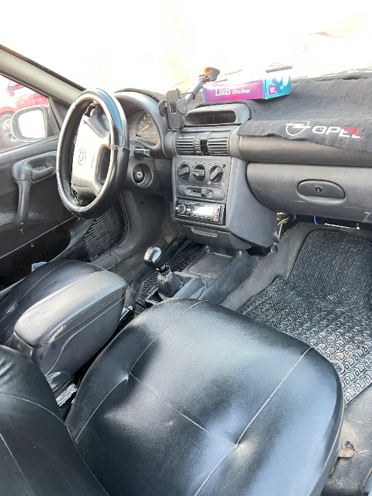 Opel Corsa - Photo 2