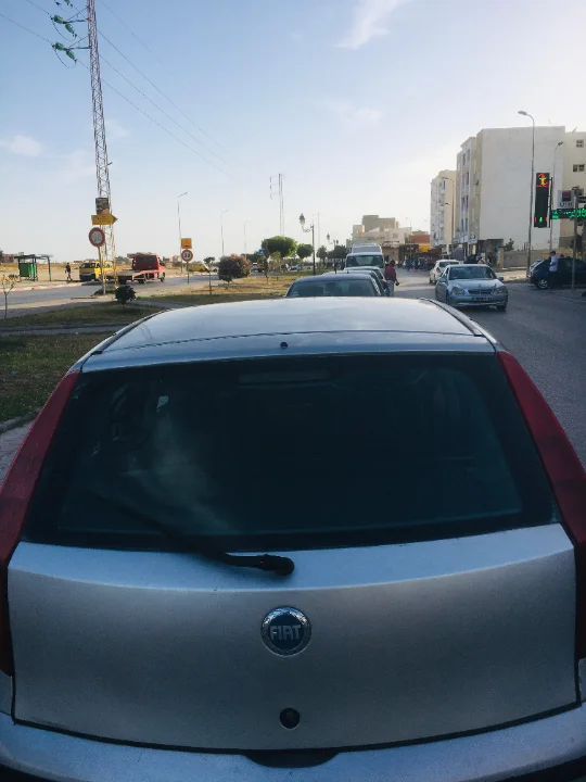 Fiat PUNTO - Photo 8