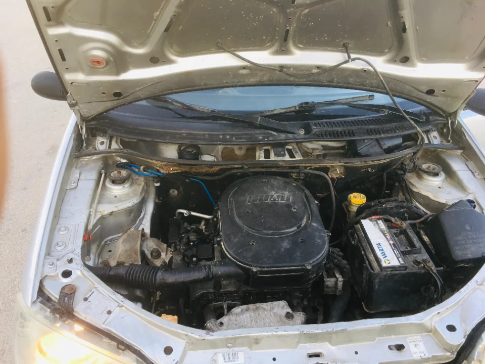 Fiat PUNTO - Photo 2