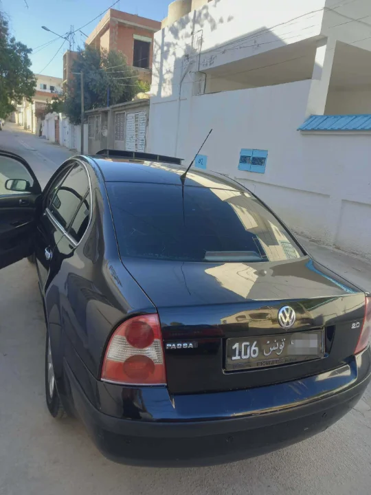 Volkswagen Passat - Photo 6