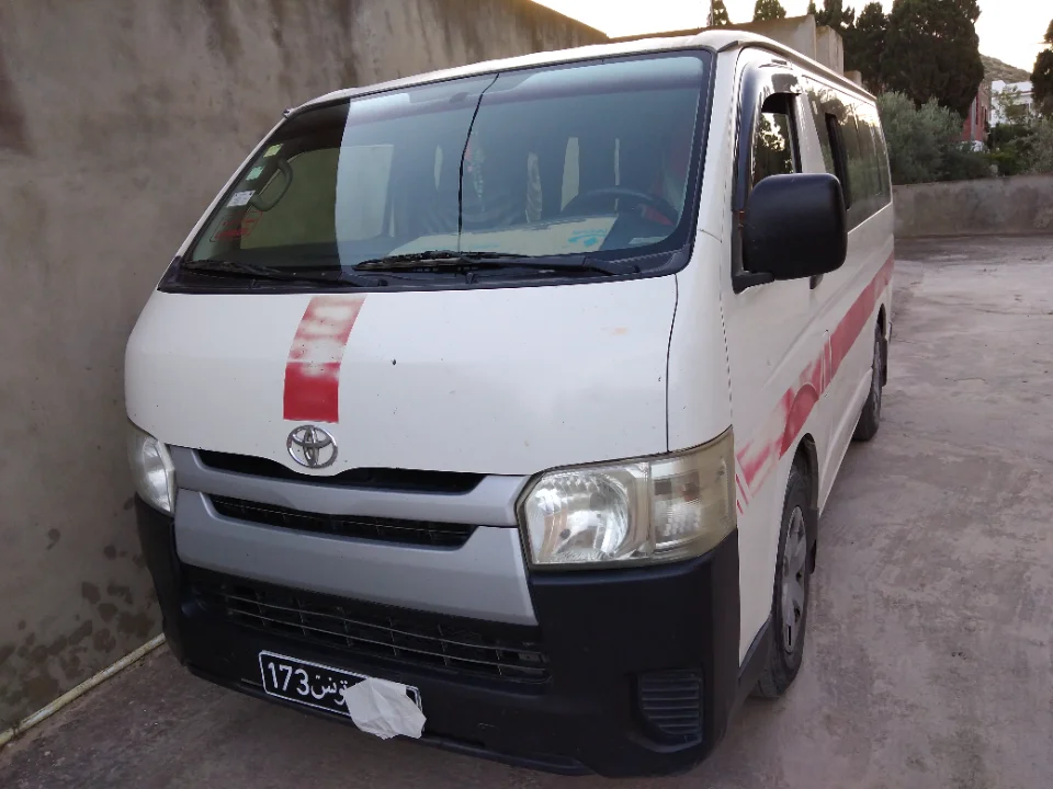 Toyota Hiace 2014