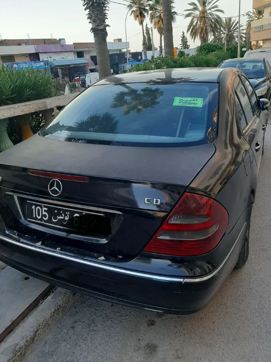 Mercedes 200 - Photo 3