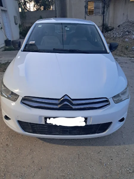 Avendre  Citroën C-Elysée propre 