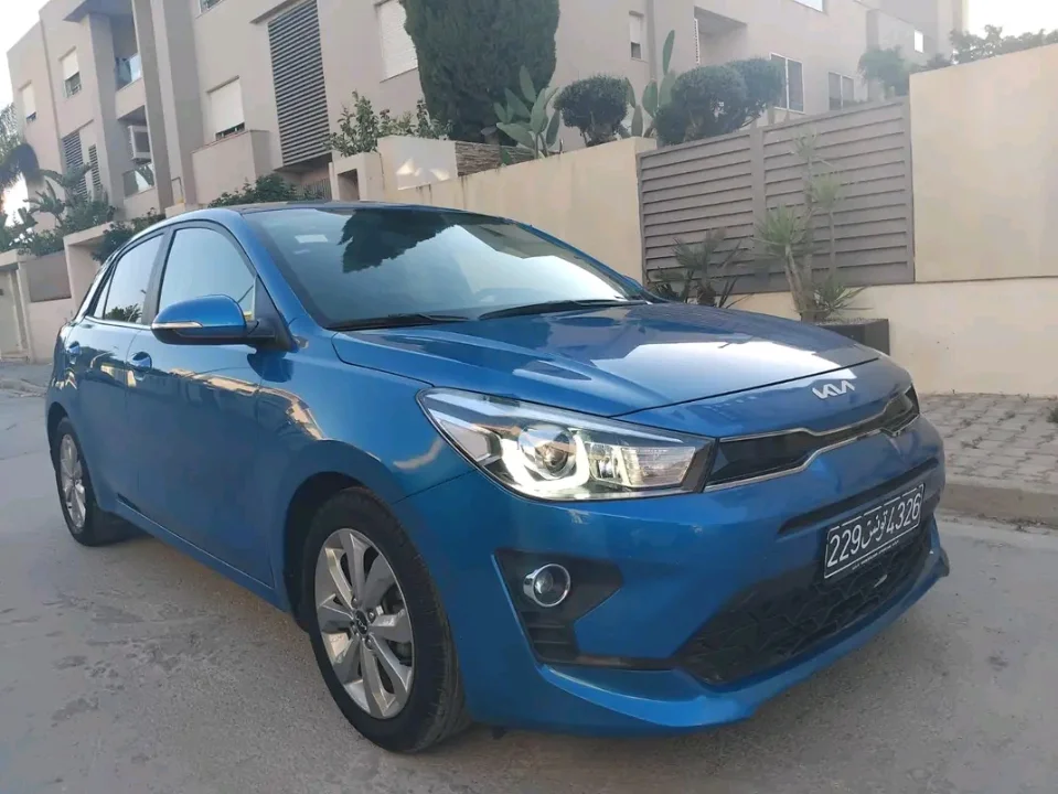 Kia RIO - Photo 8