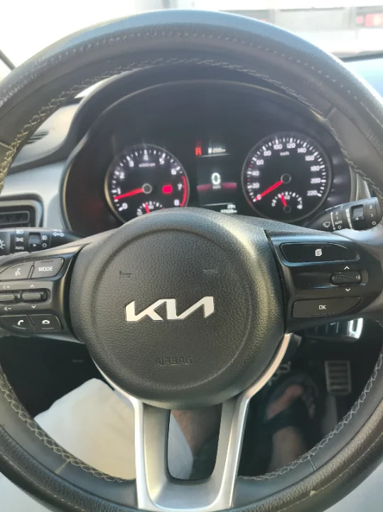 Kia RIO - Photo 2