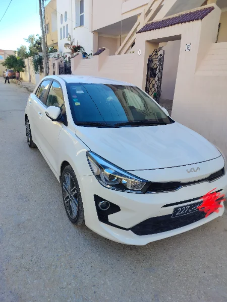 Kia Rio prestige serie 227