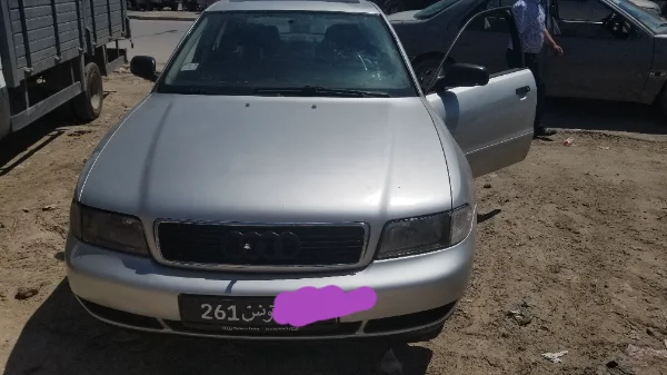Audi A4 1995 - Essence
