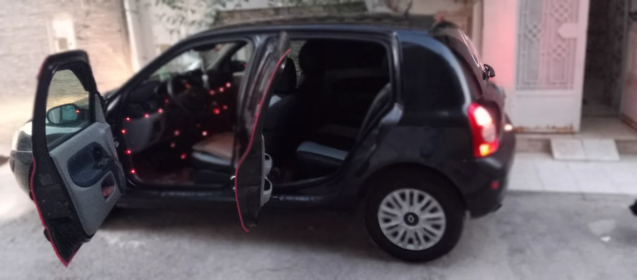 Renault Clio - Photo 11