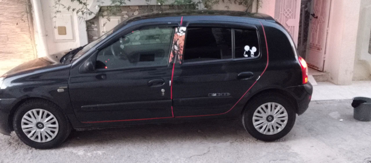 Renault Clio - Photo 3