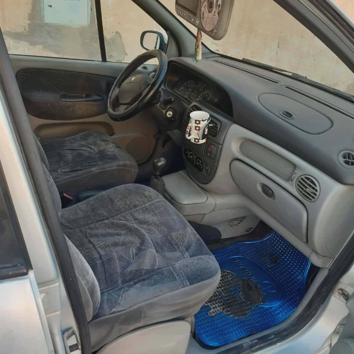Renault Scenic - Photo 3