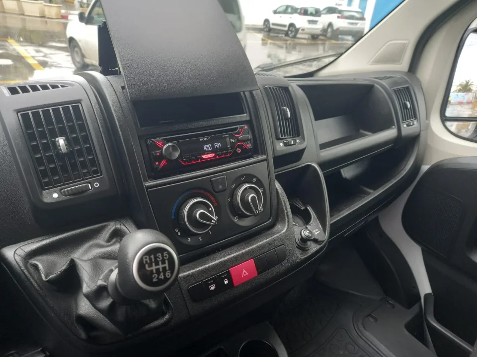 Peugeot Boxer - Photo 4