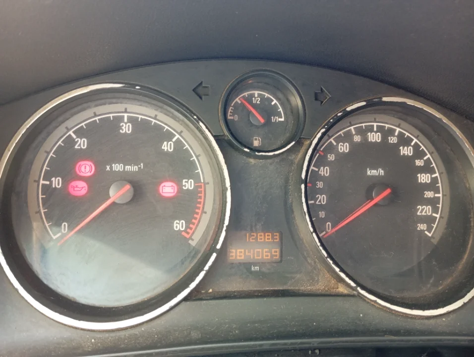Opel Astra - Photo 4