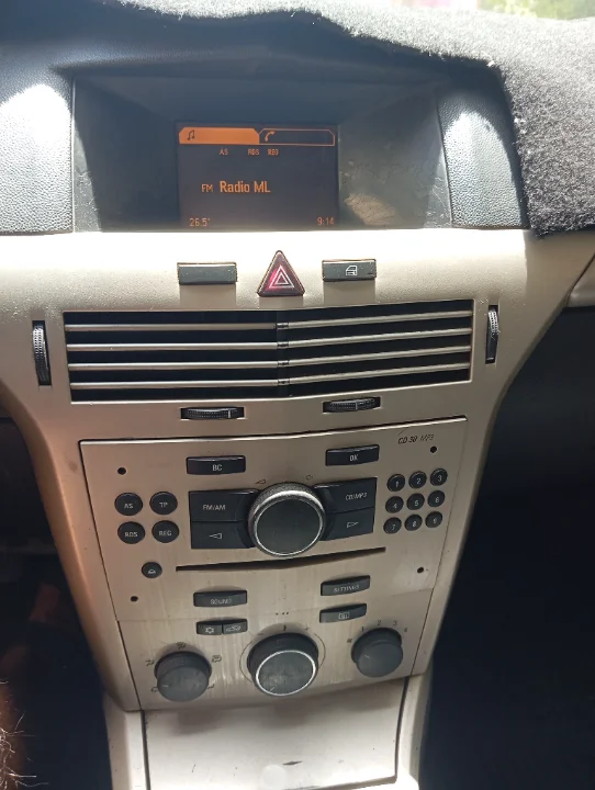 Opel Astra - Photo 3