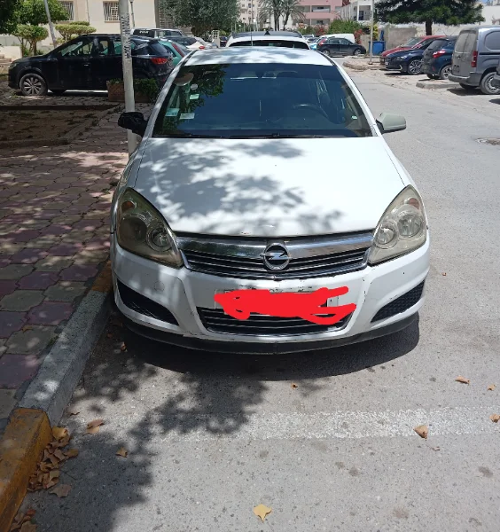 Opel Astra 2008 Diesel 386 000 km Tunis