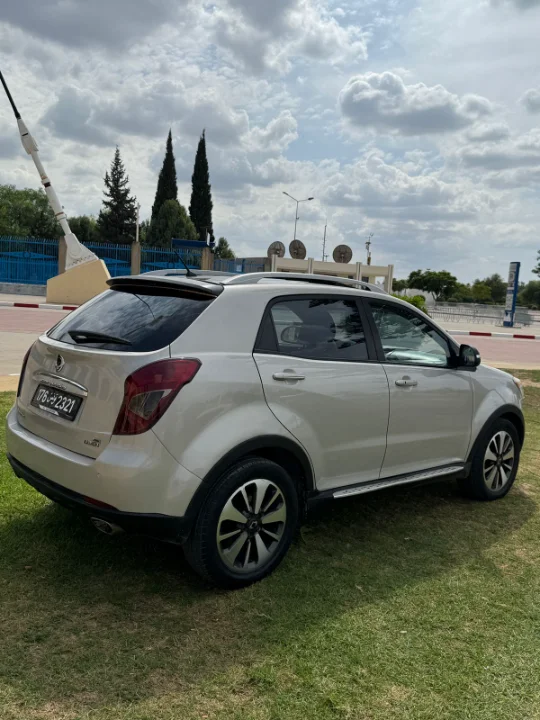 Ssangyong Korando - Photo 4