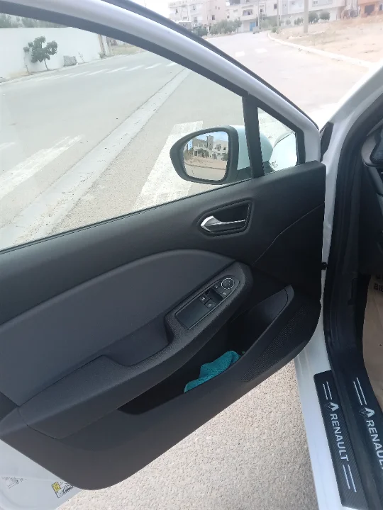Renault Clio - Photo 9