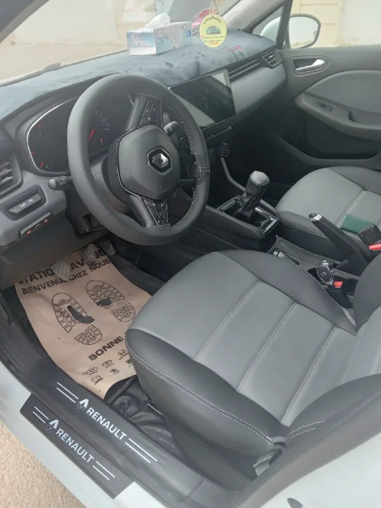 Renault Clio - Photo 5