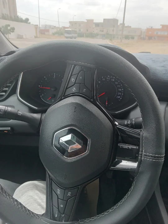Renault Clio - Photo 2