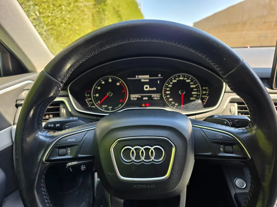Audi A4 - Photo 3