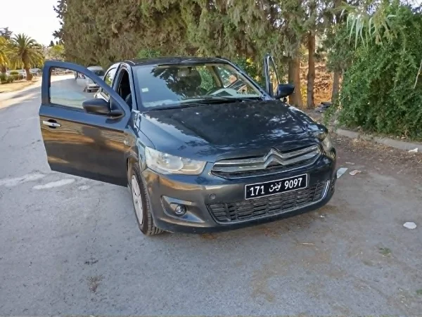 Citroen C-elysée 2014 Essence 190 000 km Tunis