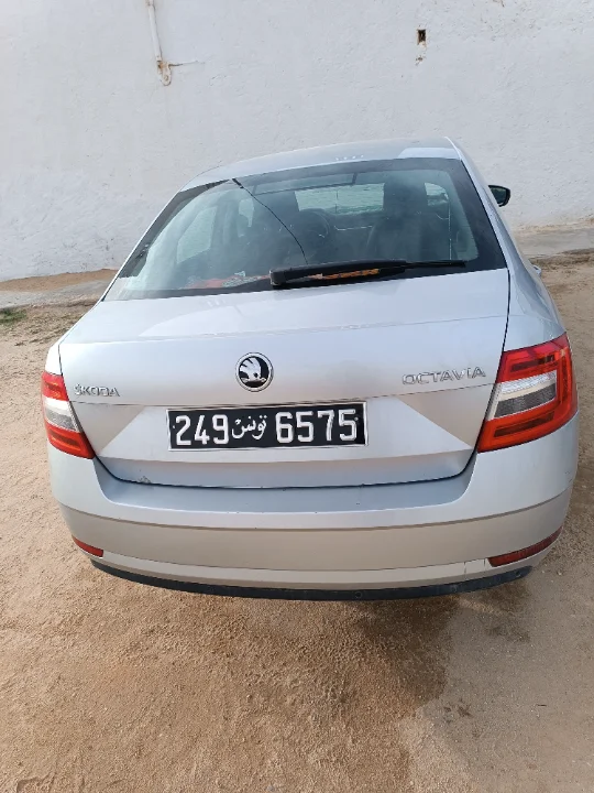 Skoda Octavia - Photo 8