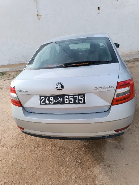 Skoda Octavia - Photo 8