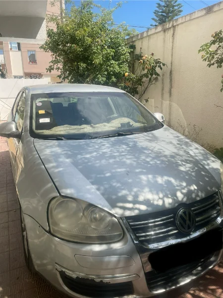 Volkswagen Jetta 2009 Essence 379 000 km Ariana