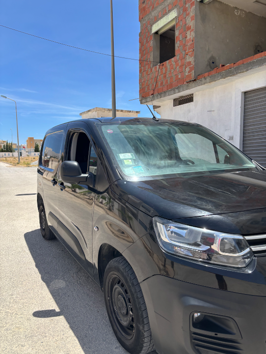Citroen BERLINGO - Photo 7