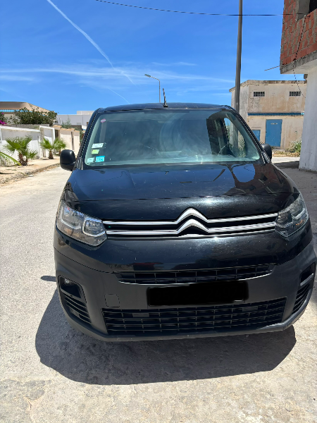 Citroen Berlingo 2020 Diesel 200 000 km Sousse